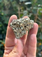 Pyriet Mineraal Stuk, Verzamelen, Mineralen en Fossielen, Ophalen of Verzenden, Mineraal