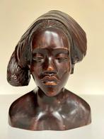 Borstbeeld van een Indonesische vrouw Bali Indonesie, Antiek en Kunst, Ophalen of Verzenden
