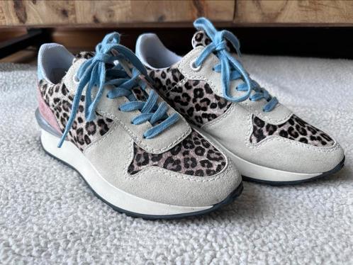 Toral sneakers maat 37, Kleding | Dames, Schoenen, Zo goed als nieuw, Sneakers of Gympen, Overige kleuren, Ophalen of Verzenden