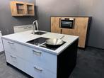 Nieuwe keuken met eiland en kastenwand van Keller., Huis en Inrichting, Ophalen, Overige materialen, Wit, Nieuw