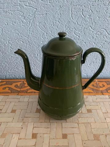 Vintage Groene Emaille Koffiepot beschikbaar voor biedingen