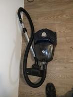 Nieuwe filters, geen stofzak nodig,, Ophalen of Verzenden, Zo goed als nieuw, Minder dan 1200 watt, Stofzuiger