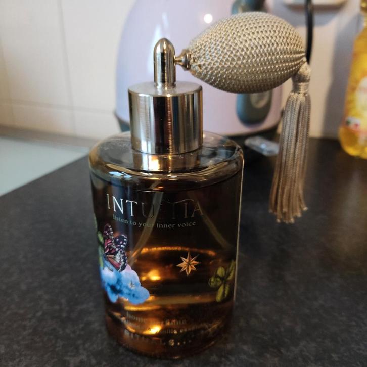 Rituals Intuitia Home Parfum - Zo Goed Als Nieuw, Sieraden, Tassen en Uiterlijk, Uiterlijk | Parfum, Zo goed als nieuw, Ophalen of Verzenden