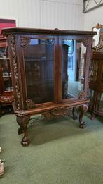 Antieke Engelse vitrinekast met snijwerk, Antiek en Kunst, Antiek | Meubels | Kasten, Ophalen