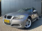 BMW 3-serie Touring 318i 2010 OrgNl/Navi/Lmv/Nap/Apk4-2026, Auto's, Euro 5, Achterwielaandrijving, Origineel Nederlands, Handgeschakeld