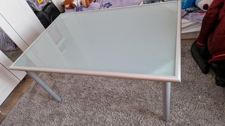 Glazen tafel / bureau, Huis en Inrichting, Bureaus, Bureau, In hoogte verstelbaar, Ophalen