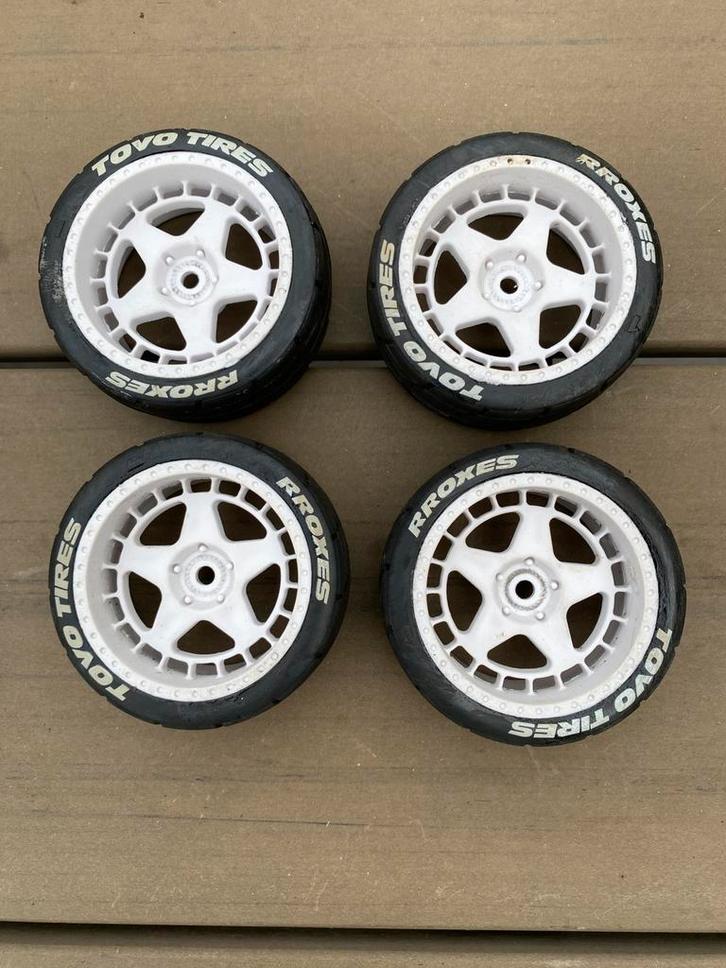 4x semi slick straatbanden velgen 12 mm hex, Hobby en Vrije tijd, Modelbouw | Radiografisch | Auto's, Zo goed als nieuw, Ophalen of Verzenden
