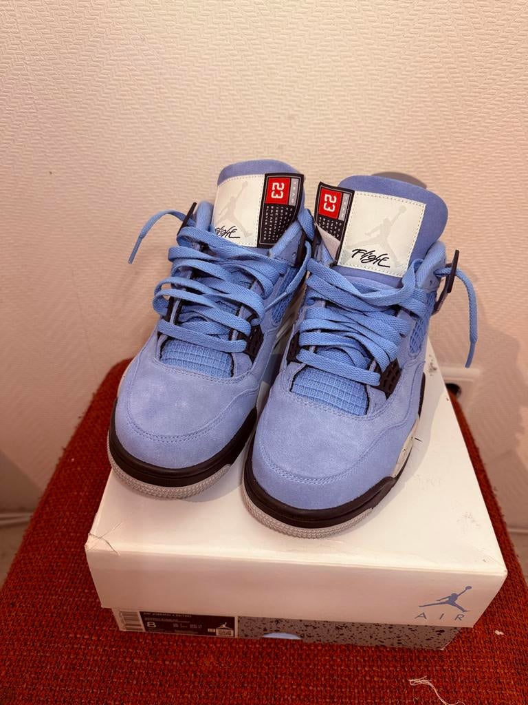 Jordan 4 Retro University Blue - 9/10, Kleding | Heren, Schoenen, Blauw, Ophalen of Verzenden, Sneakers of Gympen, Zo goed als nieuw