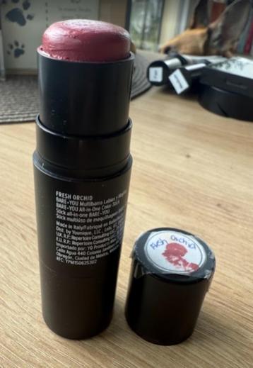 Younique - All-in-One Color Stick -  Fresh Orchid (rood) beschikbaar voor biedingen