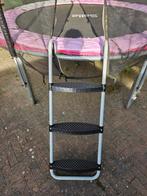 Trampoline met trap, Ophalen