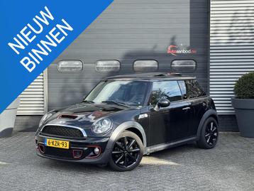 Mini Mini 1.6 Cooper S Chili | Panoramadak | Navigatie | Par beschikbaar voor biedingen