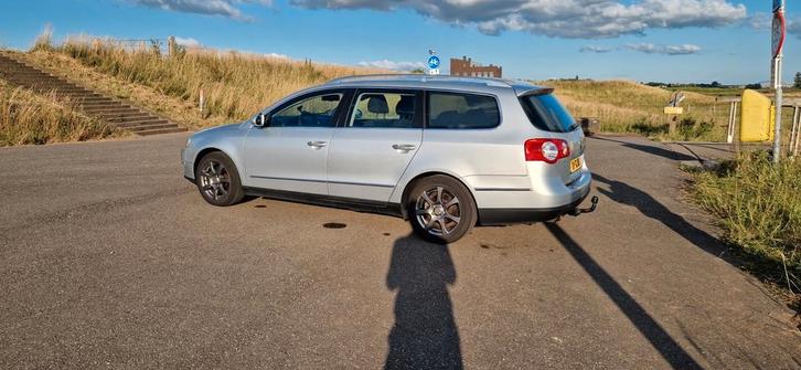 Volkswagen Passat 2.0 FSI 110KW Variant 2006 Grijs, Auto's, Volkswagen, Particulier, Passat, Benzine, C, Stationwagon, Handgeschakeld