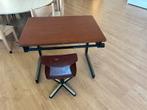 Vintage Kinderbureau met Stoeltjes, Ophalen of Verzenden, Gebruikt