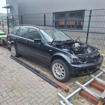 E46 330i touring onderdelen  beschikbaar voor biedingen