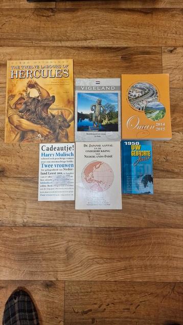 6 boeken, gratis op te halen, los kan ook. beschikbaar voor biedingen
