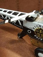 Highway patrol, blikken speelgoed helikopter uit Japan., Antiek en Kunst, Antiek | Speelgoed, Ophalen of Verzenden