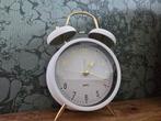 *NIEUW*2xVINTAGE LOOK WEKKER/KLOK - 5,- EUR = VASTE PRIJS, Ophalen of Verzenden, Nieuw, Analoog