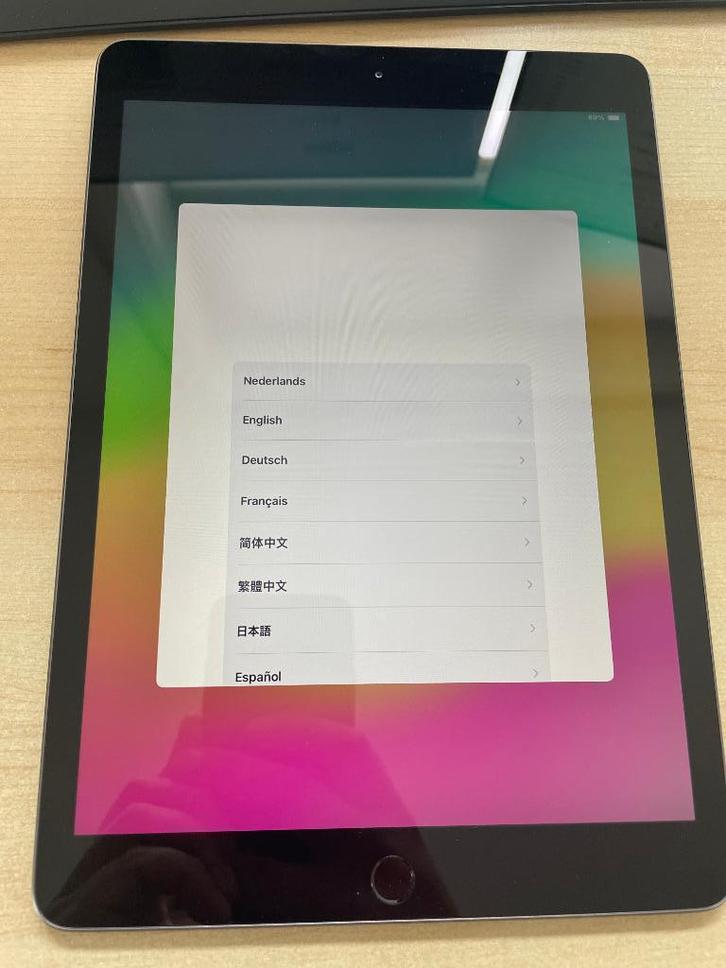 iPad 7e generatie 32 GB WiFi en cellular met lader, Computers en Software, Apple iPads, Gebruikt, Apple iPad, Wi-Fi en Mobiel internet