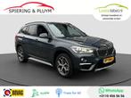 BMW X1 20i Orange Edition | Pano | Leder | Head-up, 1998 cc, Euro 6, SUV of Terreinwagen, 83 €/maand