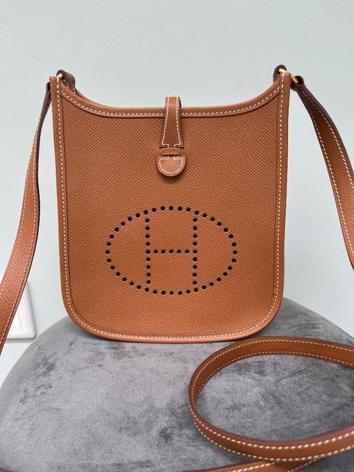 Hermes Evelyne 16 camel epsom, Sieraden, Tassen en Uiterlijk, Tassen | Damestassen, Nieuw, Handtas, Bruin, Ophalen
