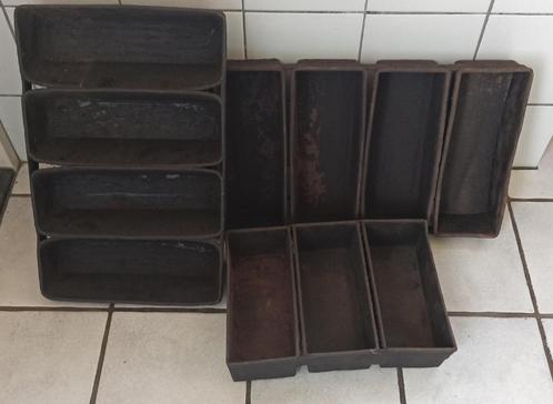 brocante broodbakvormen broodbakblikken plantenbakken, Antiek en Kunst, Curiosa en Brocante, Ophalen
