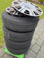 4 zomerbanden met velg en Skoda wieldoppen - Octavia, Ophalen, Gebruikt