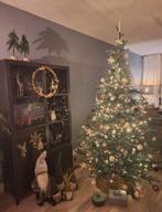 Kunstkerstboom met rieten mand, Ophalen, Zo goed als nieuw