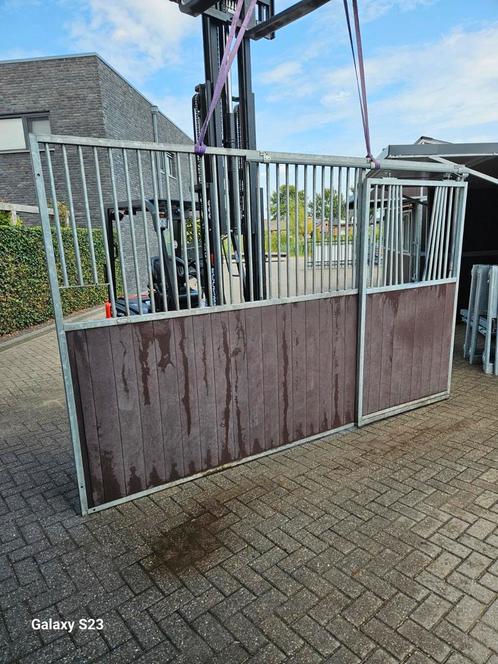 9 Gebruikte stalwanden 3m / paardenboxen/paardenstallen enz, Dieren en Toebehoren, Stalling en Weidegang