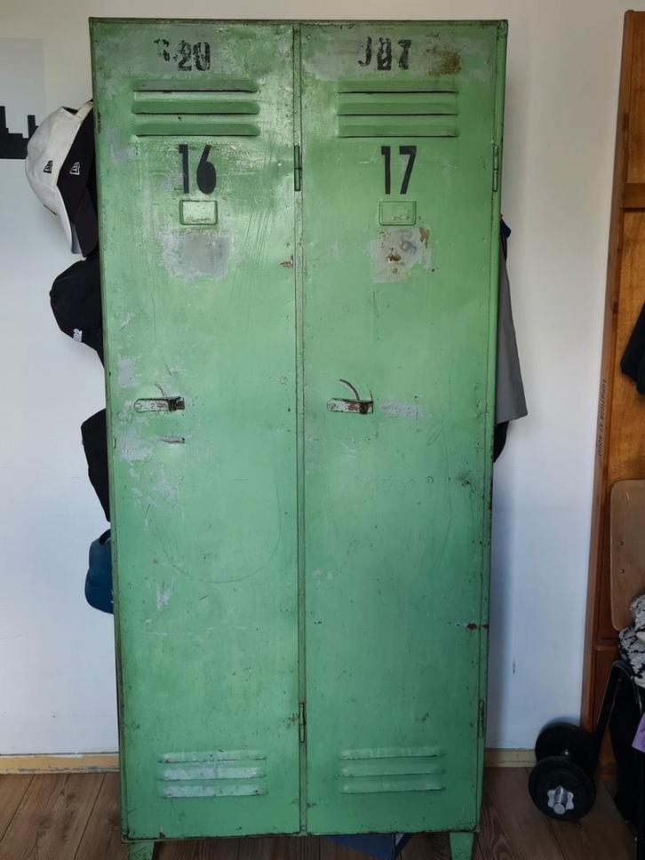 Groene Vintage Locker - Industriële Kast, Huis en Inrichting, Kasten | Lockerkasten, Gebruikt, Ophalen