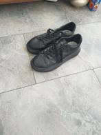 Schoenen, Ophalen, Nieuw