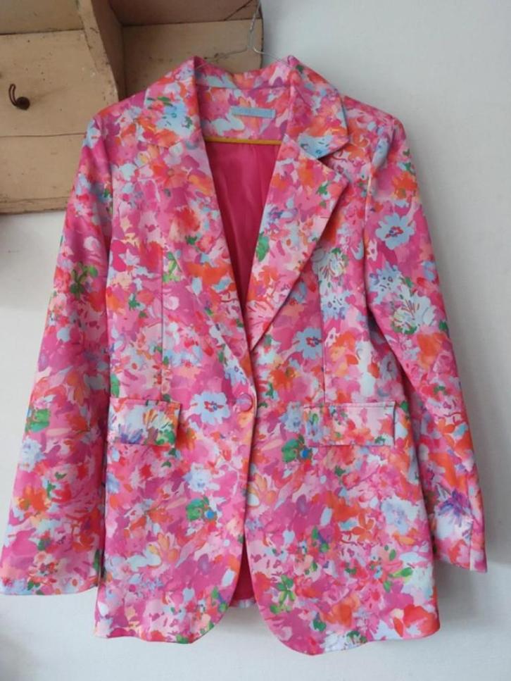 G.Ricceri blazer M, Kleding | Dames, Jasjes, Kostuums en Pakken, Zo goed als nieuw, Jasje, Maat 38/40 (M), Ophalen of Verzenden