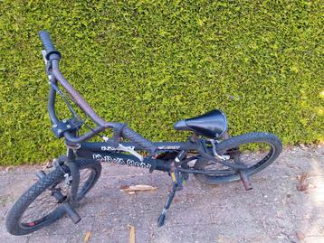 bmx invasion  beschikbaar voor biedingen