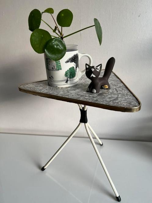 Vintage Tripod Pilastro Bijzettafeltje Grijs Messing 60’s, Verzamelen, Retro, Huis en Inrichting, Ophalen of Verzenden
