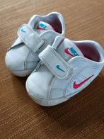 Nike slofjes/schoentjes maat 17, Slofjes, Jongetje of Meisje, Ophalen of Verzenden, Zo goed als nieuw