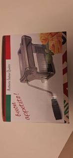 Bijna gratis Pastamachine RVS met motor aansluiting, Ophalen of Verzenden, Nieuw