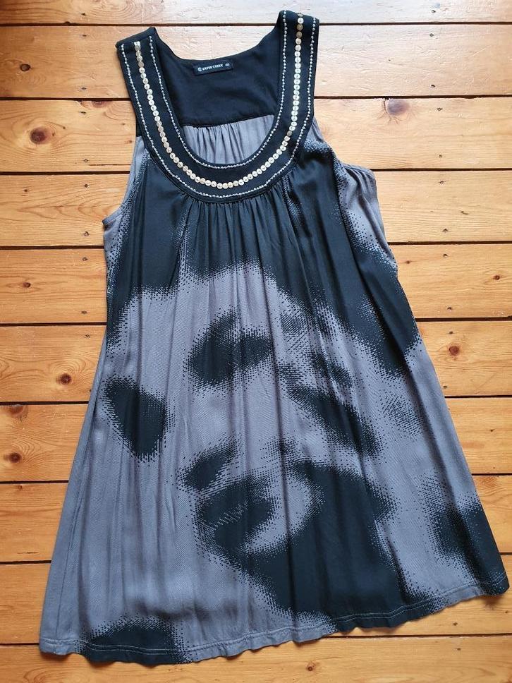 Grijs/zwart jurkje / tuniek van Silver Creek ZGAN Maat 40, Kleding | Dames, Jurken, Zo goed als nieuw, Maat 38/40 (M), Grijs, Boven de knie