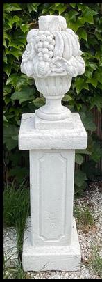 PRACHTIGE STEEN PILLAR MET DECORATIE FRUIT EN BLOEMEN, Ophalen of Verzenden