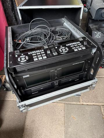 Dubbele dvd speler met previeuw monitoren incl. Flightcase beschikbaar voor biedingen