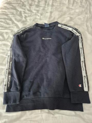 Donkerblauwe sweater - Maat Large beschikbaar voor biedingen