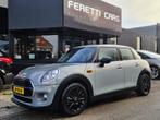 MINI Mini 1.5D 4Drs NU 5950 RENTEVRIJ LENEN 50/50 DEAL, Voorwielaandrijving, Gebruikt, Leder en Stof, Grijs