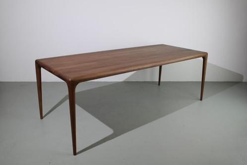 Artisan Latus tafel, Europees walnoot, 220x90 cm, Huis en Inrichting, Tafels | Eettafels, Nieuw, 50 tot 100 cm, 200 cm of meer