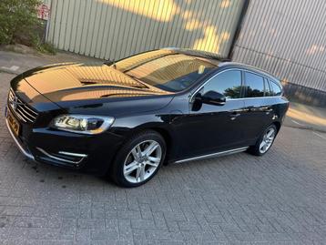 Volvo V60 2.4 D6 AWD Plug-In Hybrid Summum beschikbaar voor biedingen