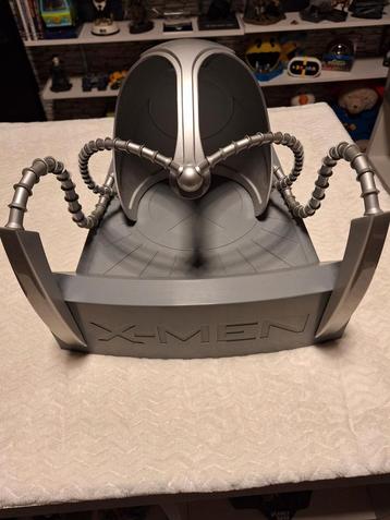 X Men Cerebro Helmet beschikbaar voor biedingen
