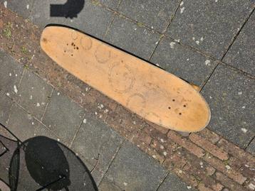 Longboard beschikbaar voor biedingen