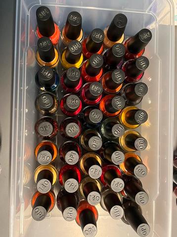 heel veel opi nagellak uitzoeken 2 voor 8 euro ! beschikbaar voor biedingen