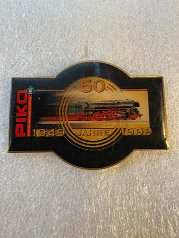 Broche ‘50 Jahre Piko 1949-1999’ beschikbaar voor biedingen