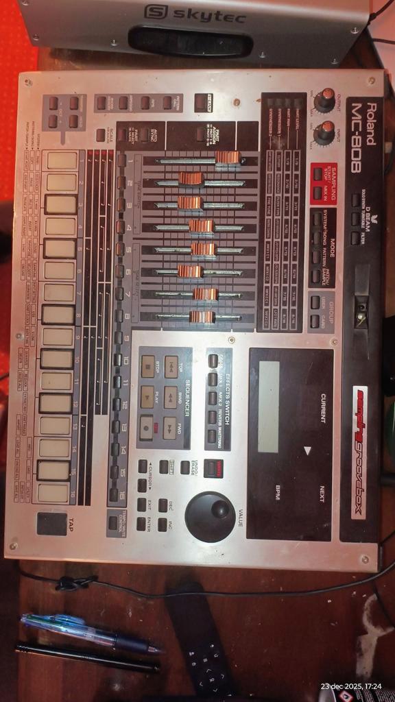 Roland MC-808 Groovebox evt ruilen - Topstaat!, Muziek en Instrumenten, Drumcomputers, Gebruikt, Roland, Ophalen of Verzenden