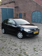 Vw polo automaat new apk, Auto's, Volkswagen, Automaat, 74 pk, Zwart, Particulier