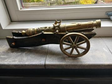 Koper Kanon beschikbaar voor biedingen