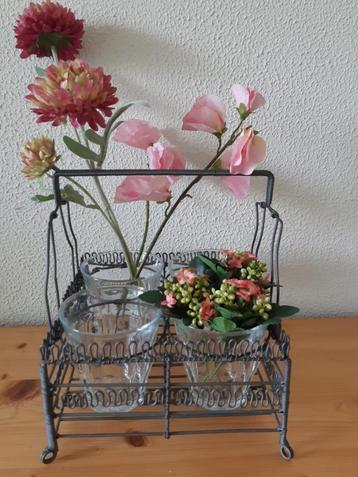 fil de fer draadrekje voor glazen, ,brocante, beschikbaar voor biedingen